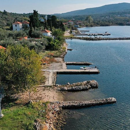 Apartments With A Parking Space Brbinj, Dugi Otok - 8160 المظهر الخارجي الصورة