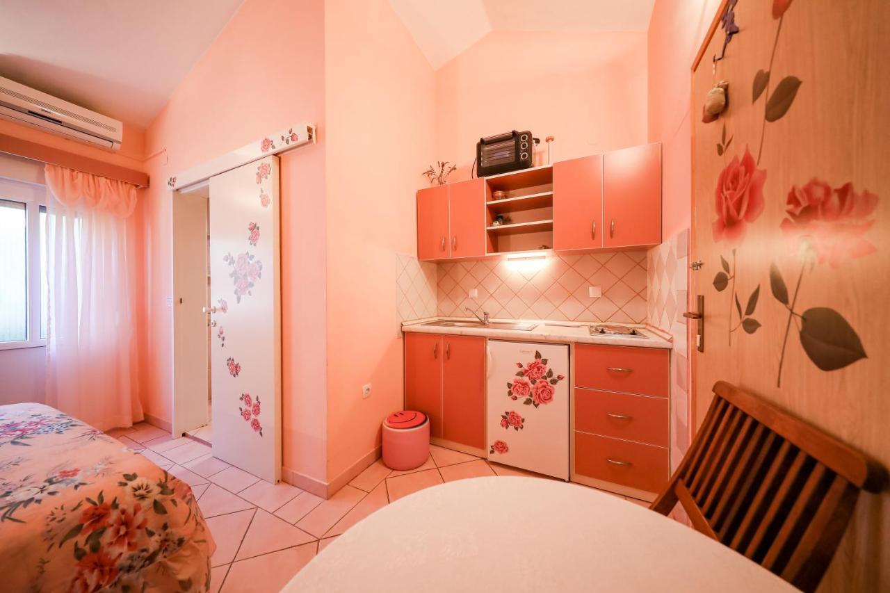 Apartments With A Parking Space Brbinj, Dugi Otok - 8160 المظهر الخارجي الصورة