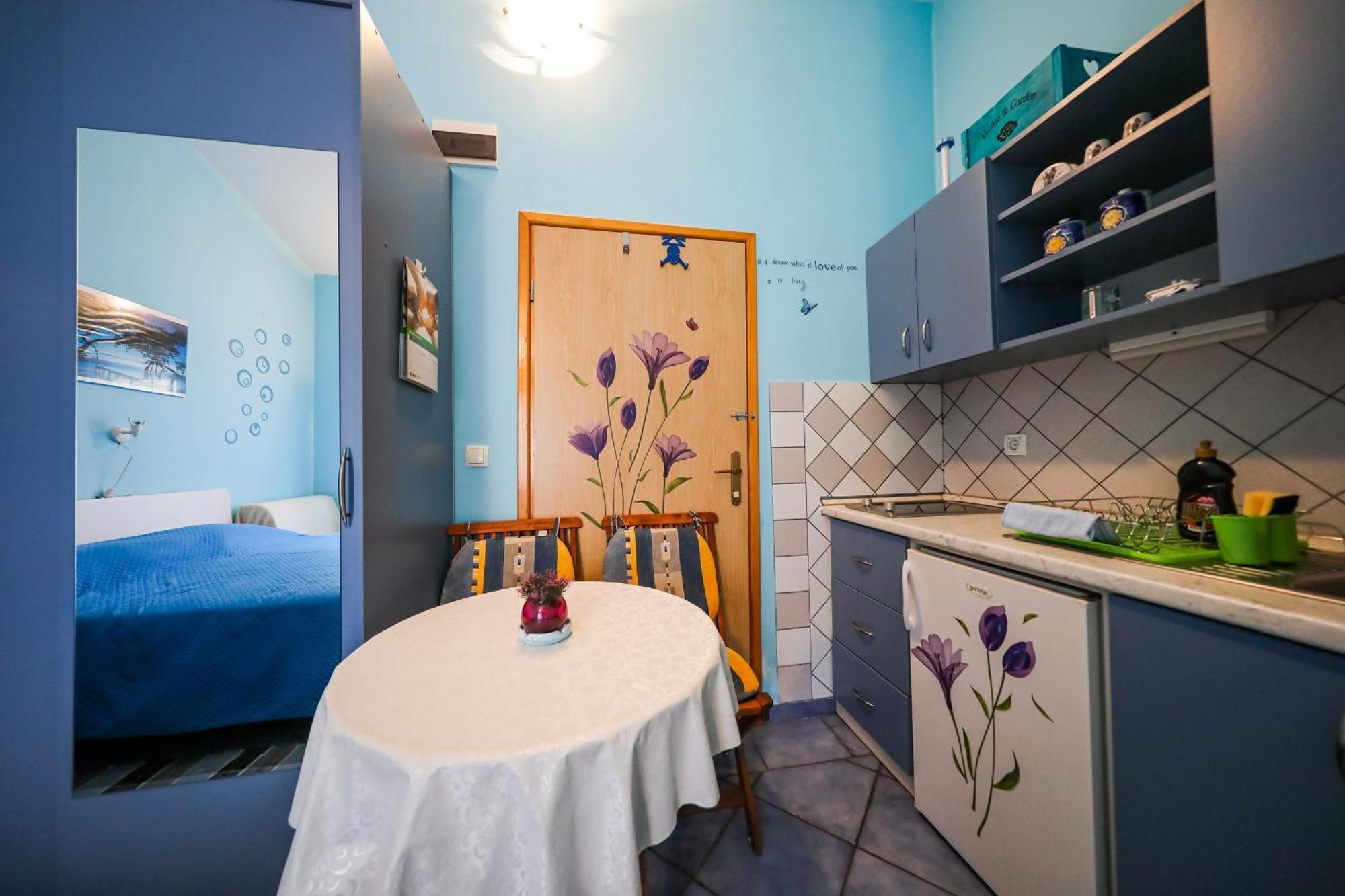 Apartments With A Parking Space Brbinj, Dugi Otok - 8160 الغرفة الصورة